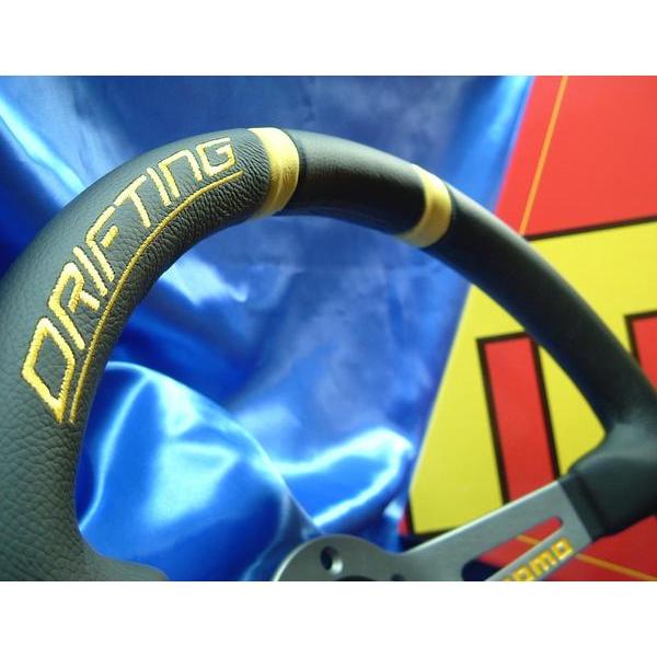 MOMO ステアリング DRIFTING（ドリフティング） シルバースポーク 35φ