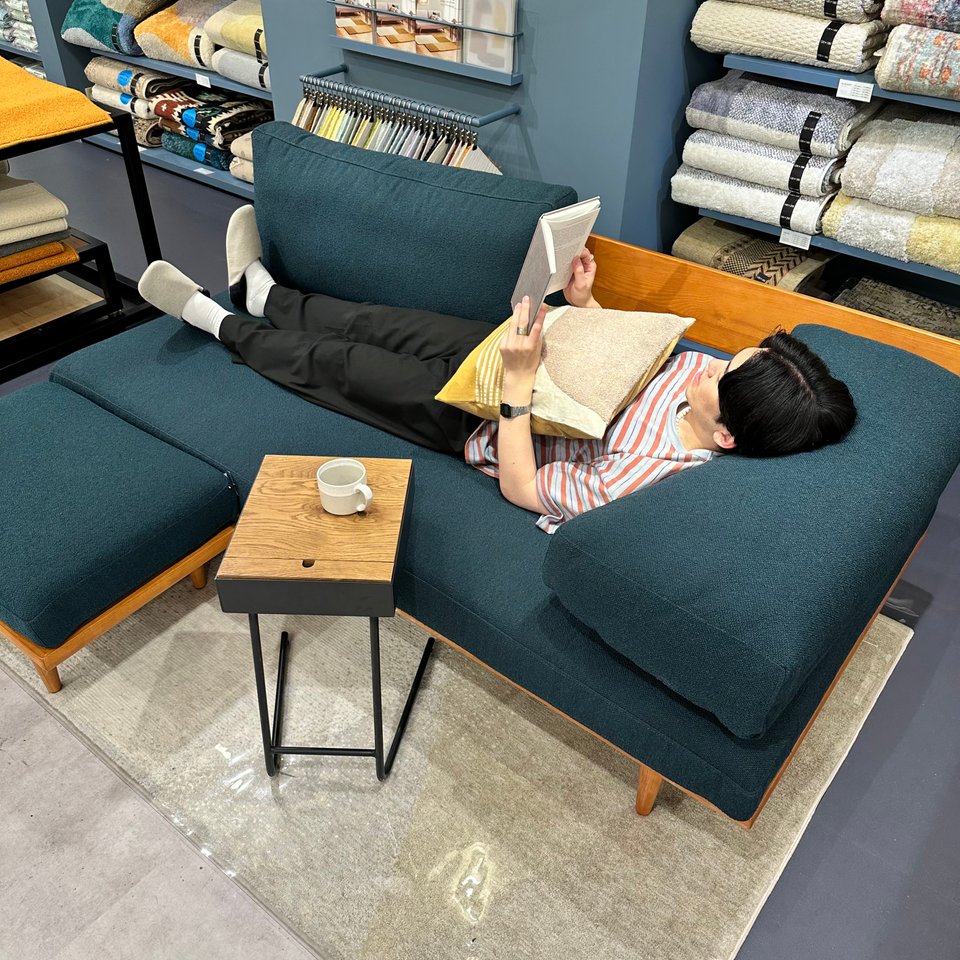 unico】ウニコ CLAD(クラード) 本革オットマン 42,800円 unico】ウニコ