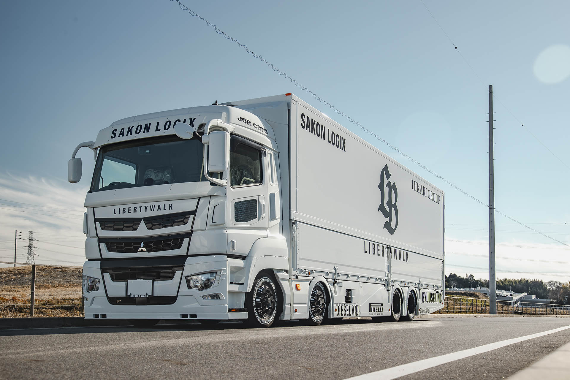 LB TRUCKS - LIBERTY WALK | リバティーウォーク