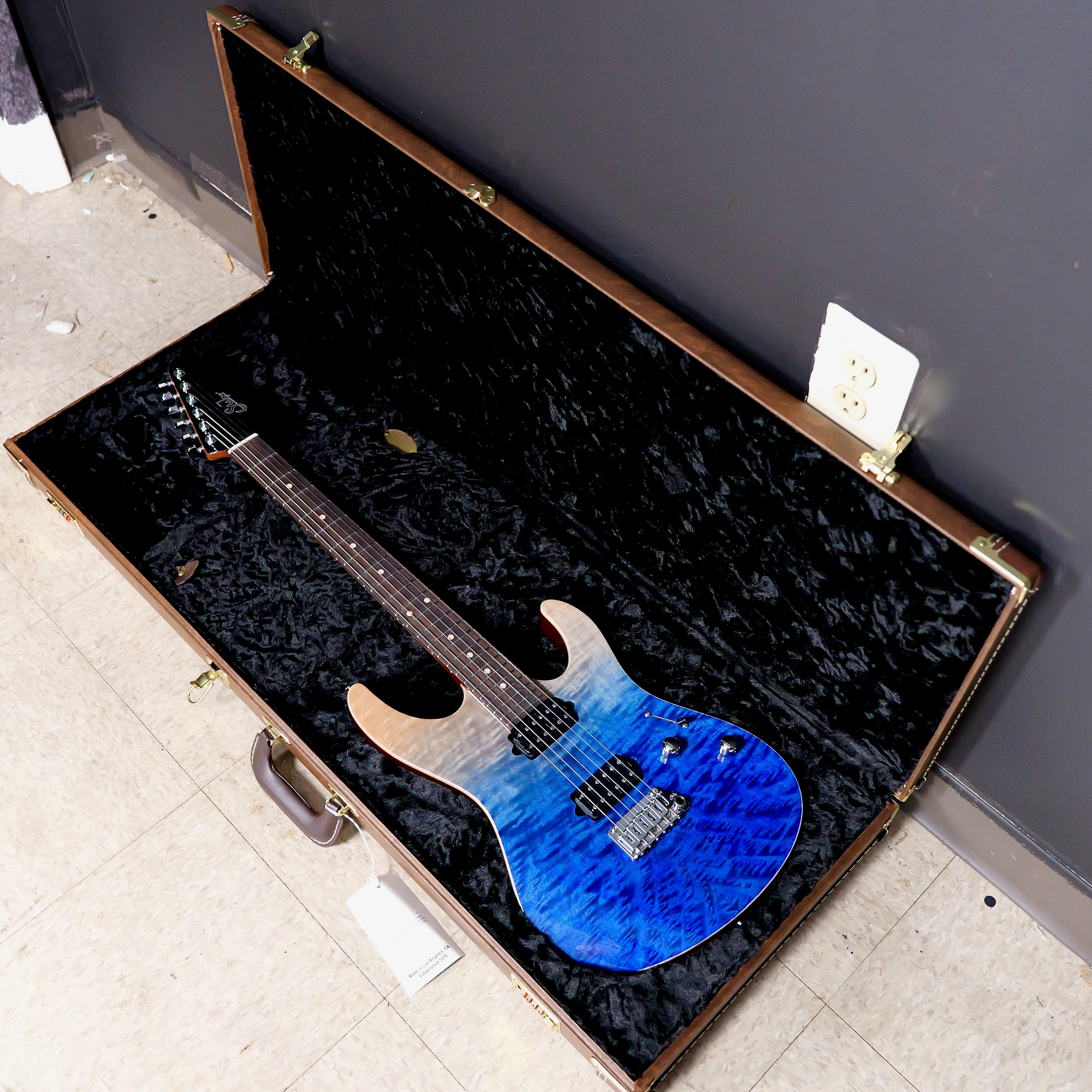 Suhr Modern Set Neck Limited Edition Blue Fade – Matt's Guitars