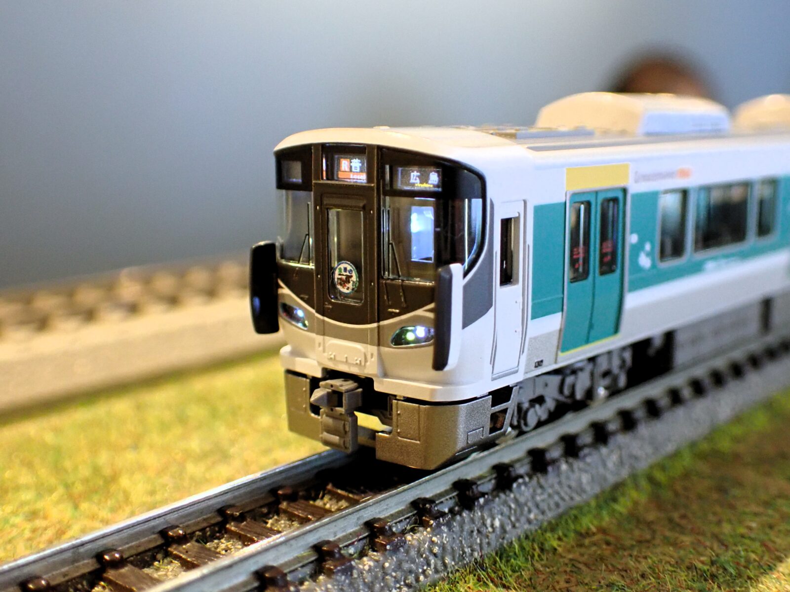 JR 227系近郊電車・広島電鉄5100形(ラッピングコラボトレイン)セット