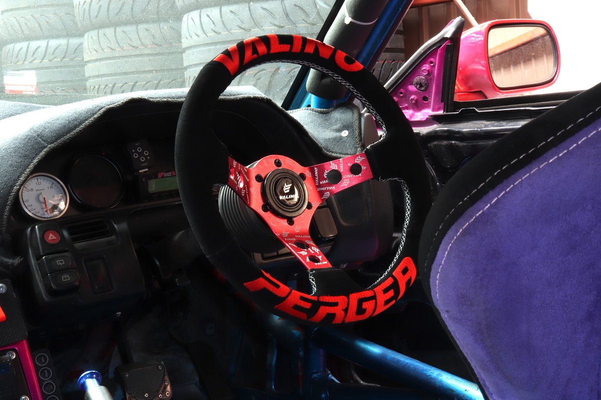 VALINOステアリング