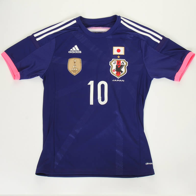 アディダス日本代表桜餅プラクティスセット アディダスがNIGO®デザイン