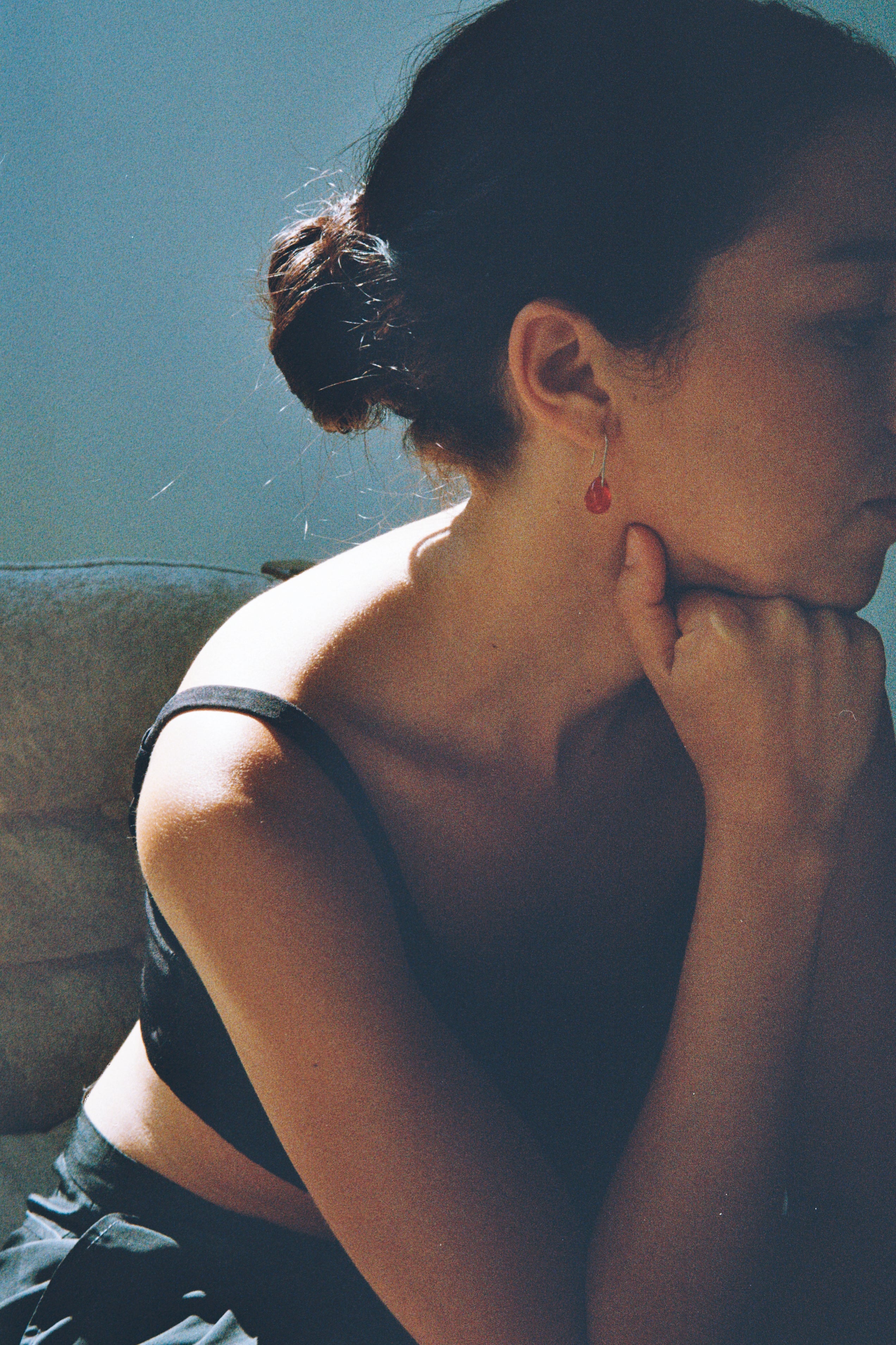 Gota Mini earrings - Red – Sisi Joia