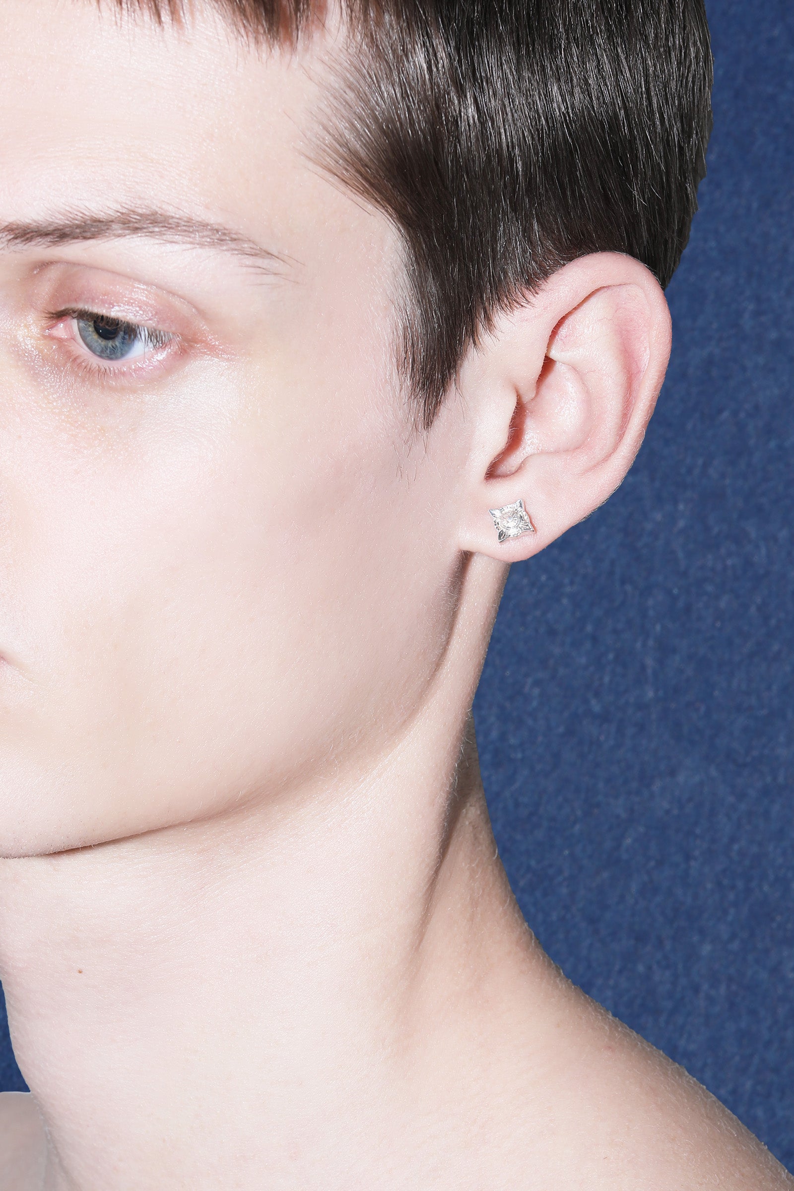 METAL PIERCED EARRING SILVER – TOGA ONLINE STORE