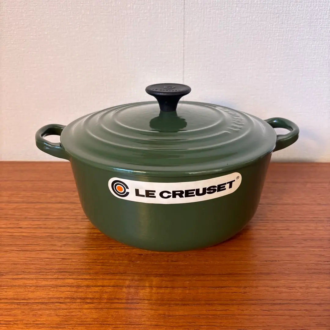 2026年最新】ルクルーゼ 緑 廃盤の人気アイテム - メルカリ