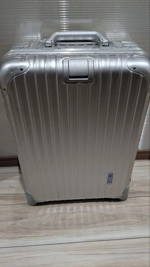 2026年最新】リモワ 静音ホイールの人気アイテム - メルカリ