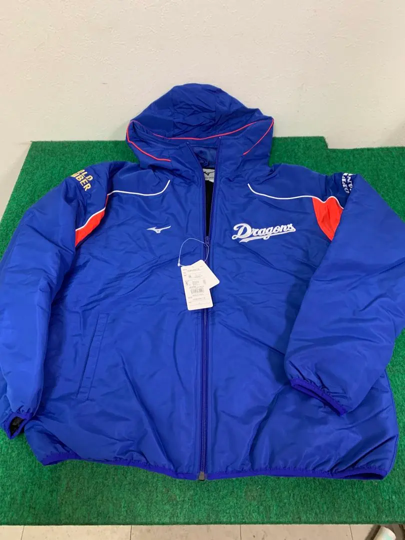 2026年最新】ドラゴンズ ウィンドブレーカーの人気アイテム - メルカリ