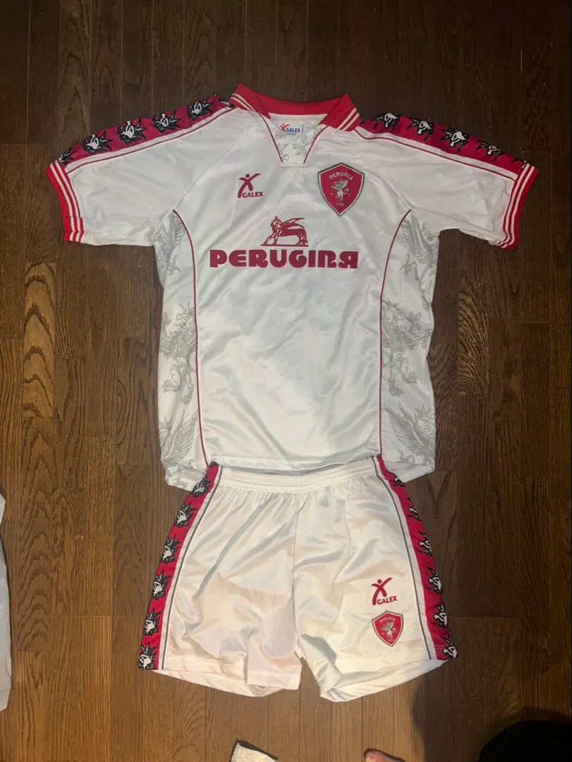 2026年最新】中田 ペルージャユニフォームの人気アイテム - メルカリ