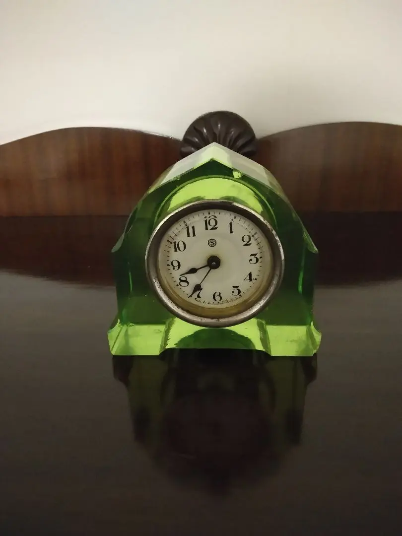 2026年最新】ウランガラス時計の人気アイテム - メルカリ