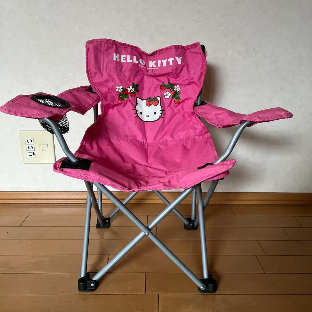 2026年最新】ハローキティ アウトドアチェアの人気アイテム - メルカリ