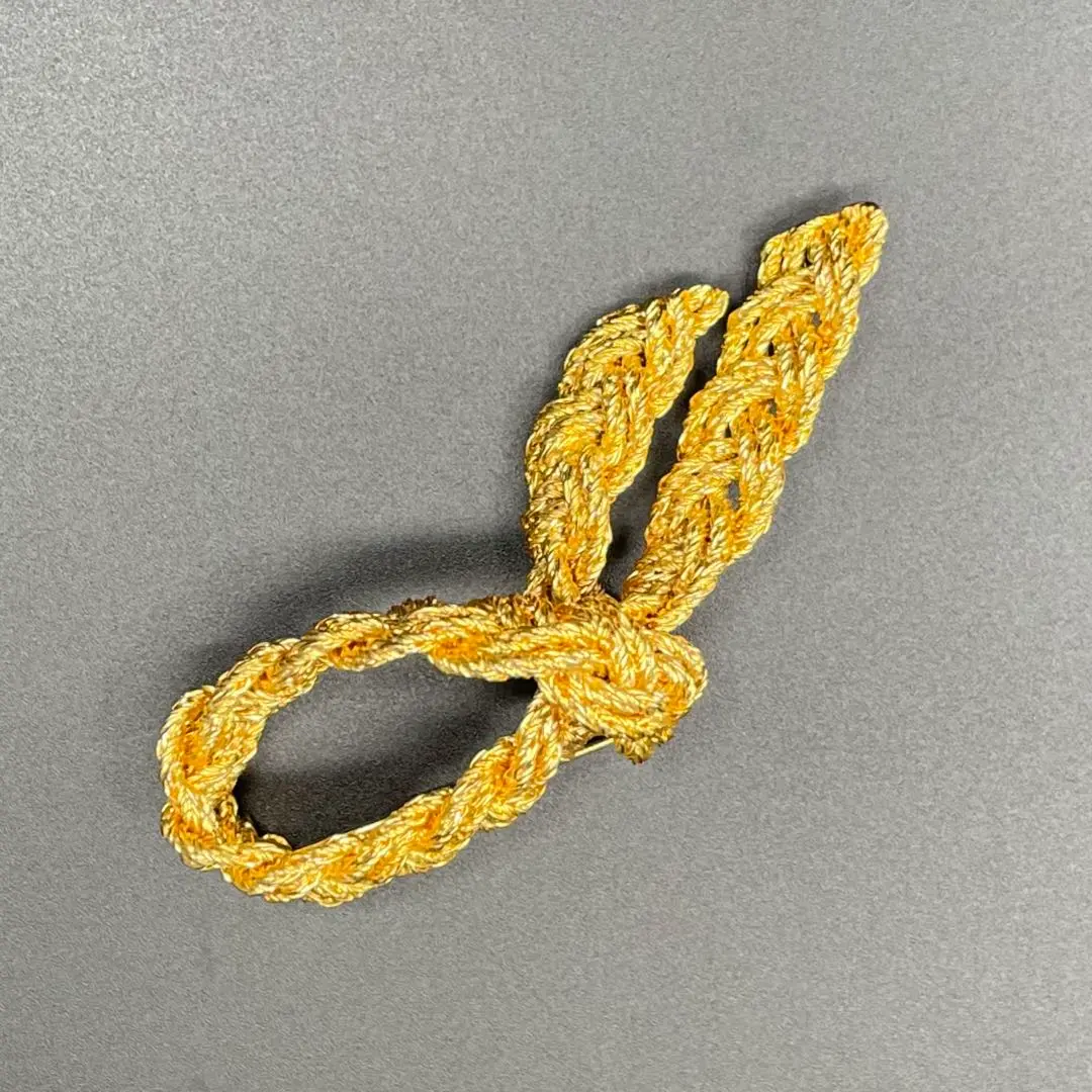 2026年最新】ピエールバルマン ブローチの人気アイテム - メルカリ