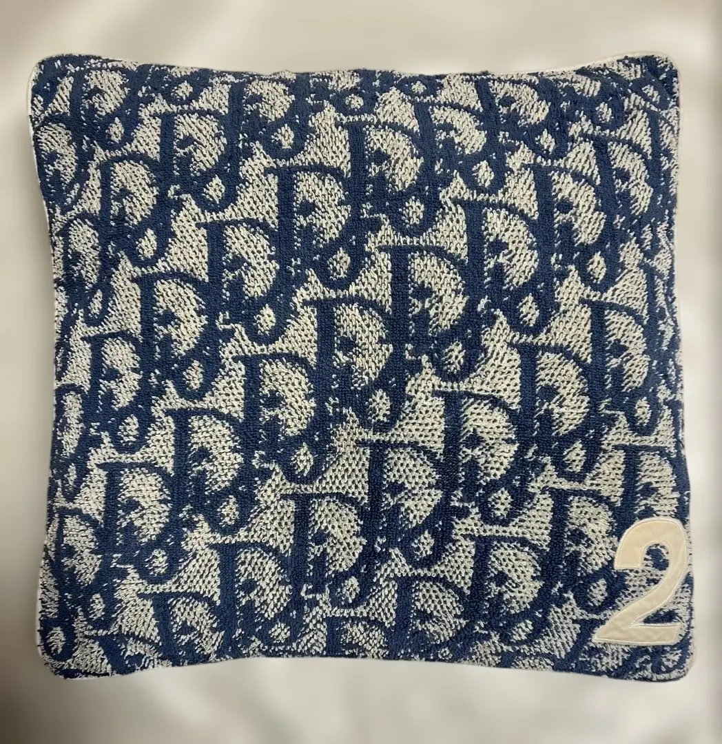 2026年最新】Christian Dior クッションカバーの人気アイテム - メルカリ