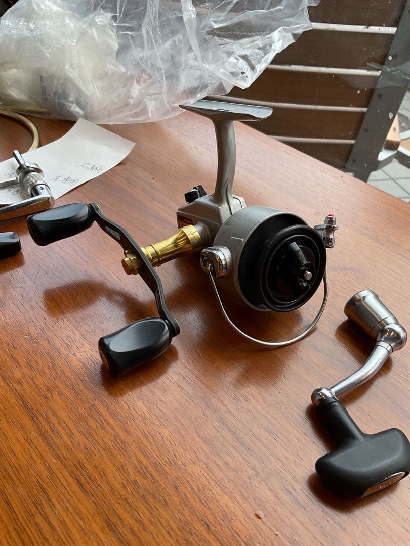 ダイワスピンスター500リールと六角シャフト一本 - メルカリ