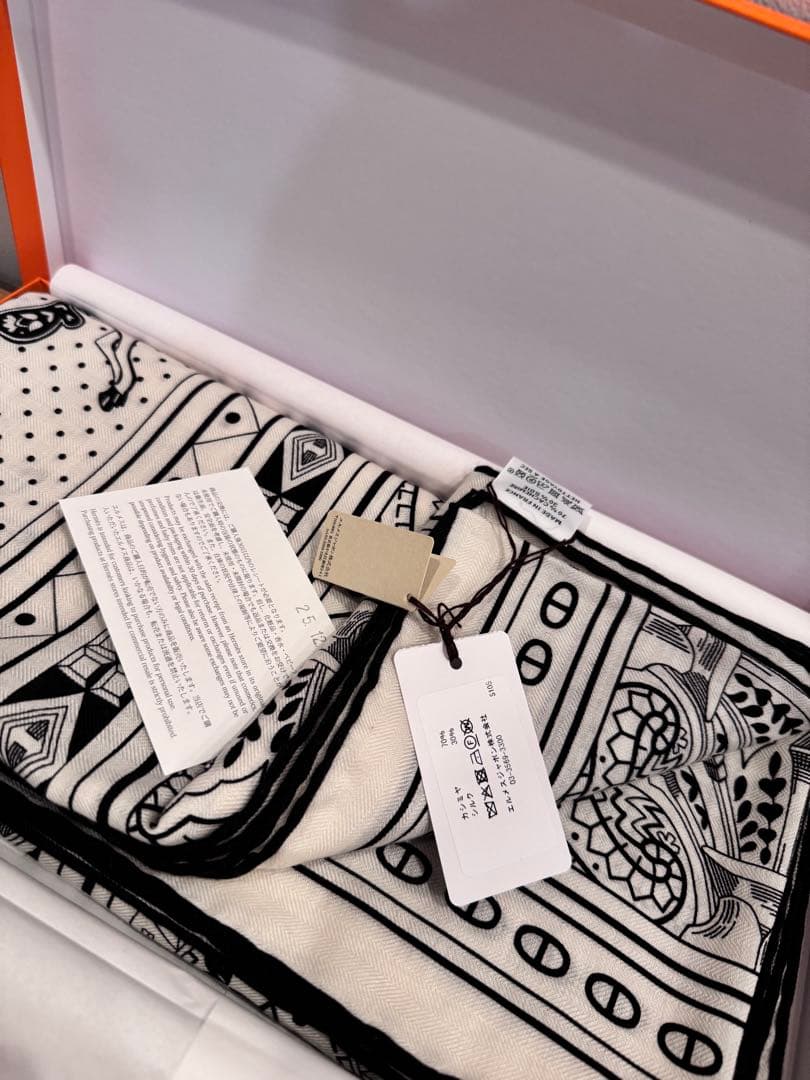 【新品大人気】　エルメス　カレジェアン 《シュヴァル・ドゥ・クール・バンダナ》