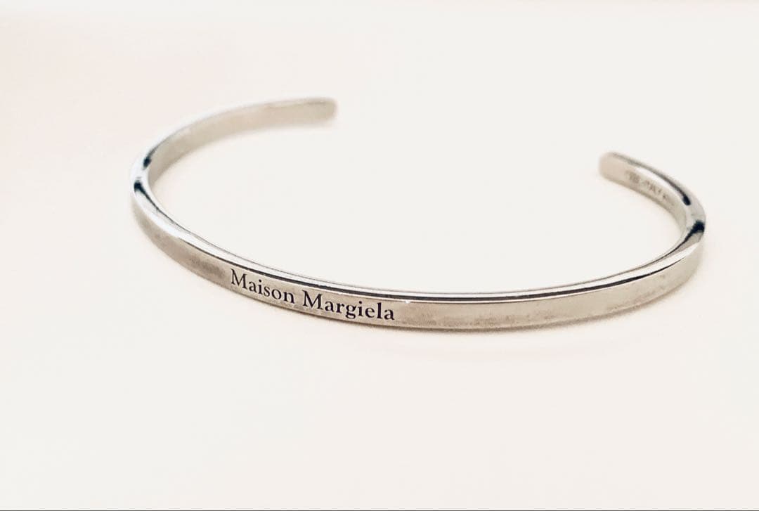 Maison Margiela バングル フリーサイズ 楽天市場】MAISON MARGIELA メゾンマルジェラ バングル SM1UY0083