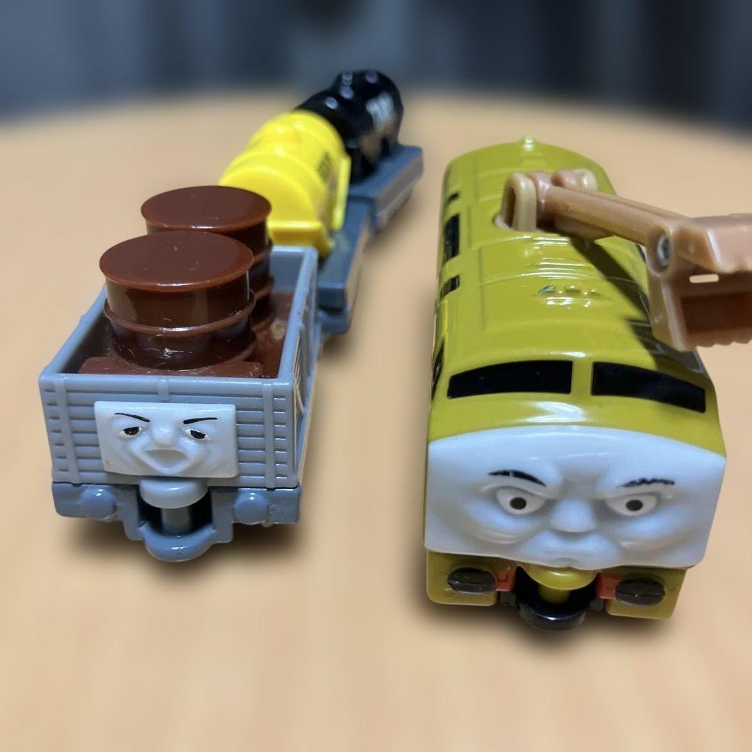 トミカ トーマス ディーゼル10 貨車 タンク - メルカリ