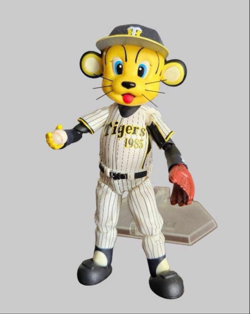 阪神タイガース トラッキー フィギュア ホームver figma 2体 - メルカリ