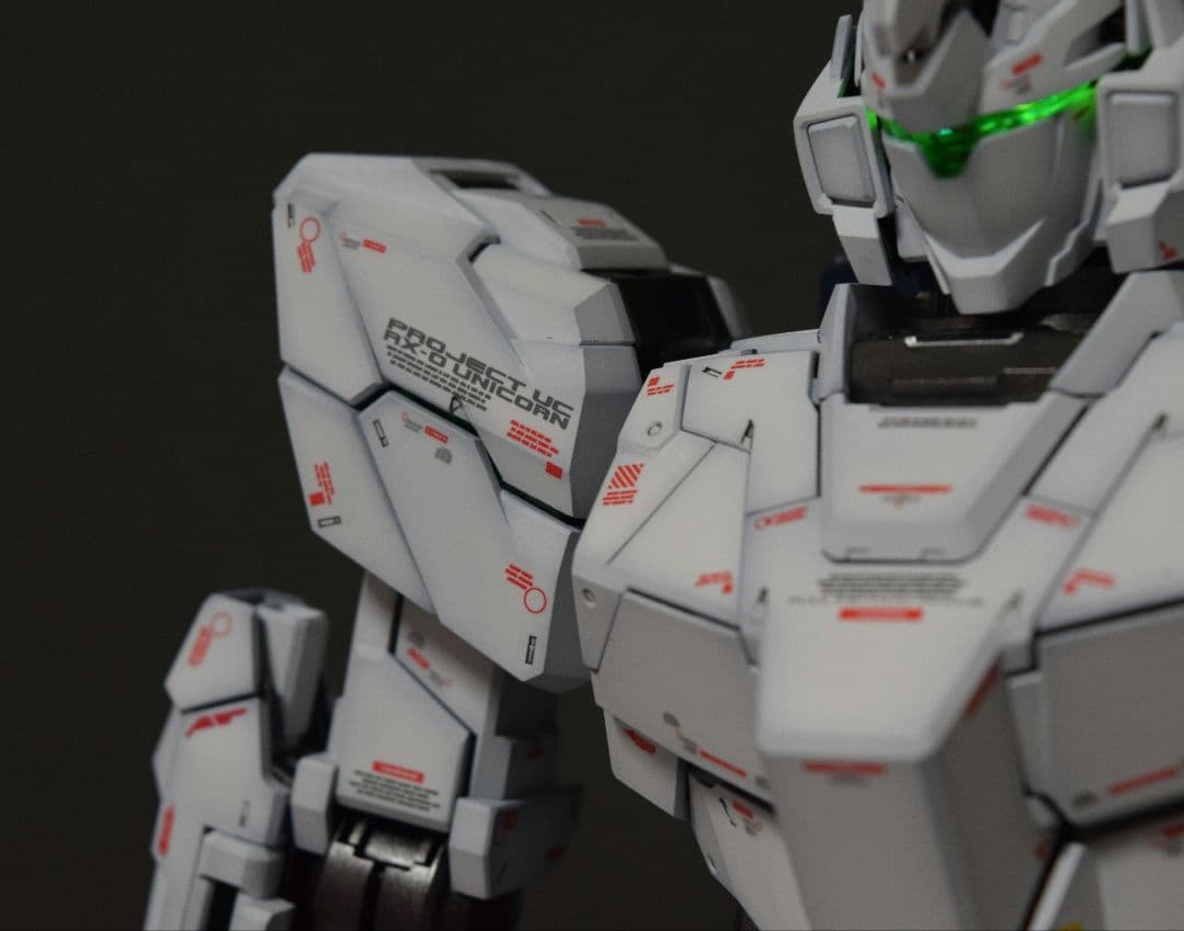 最終値下げ【ガンプラ全塗装】PGユニコーンガンダム最終決戦仕様