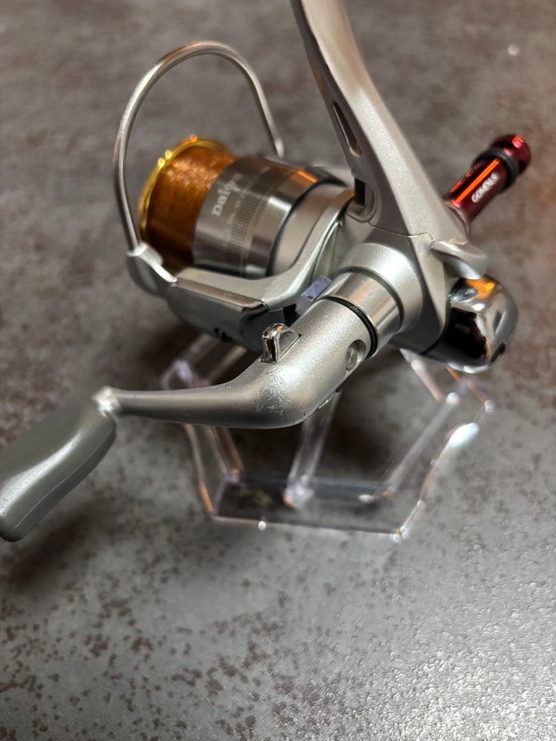 ダイワ ルビアス 2000 スピニング リール