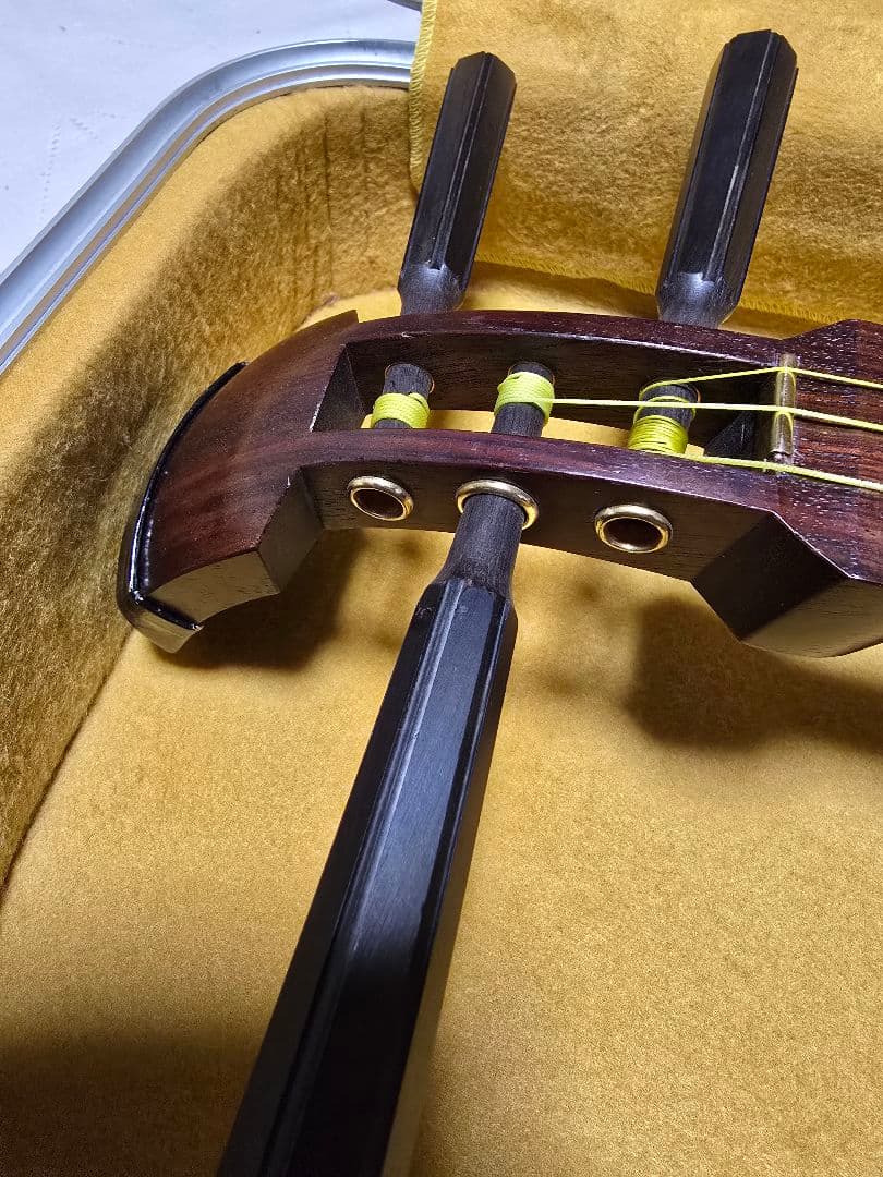すぐ弾けます！三味線本体 　破けなし　中棹2.7センチ