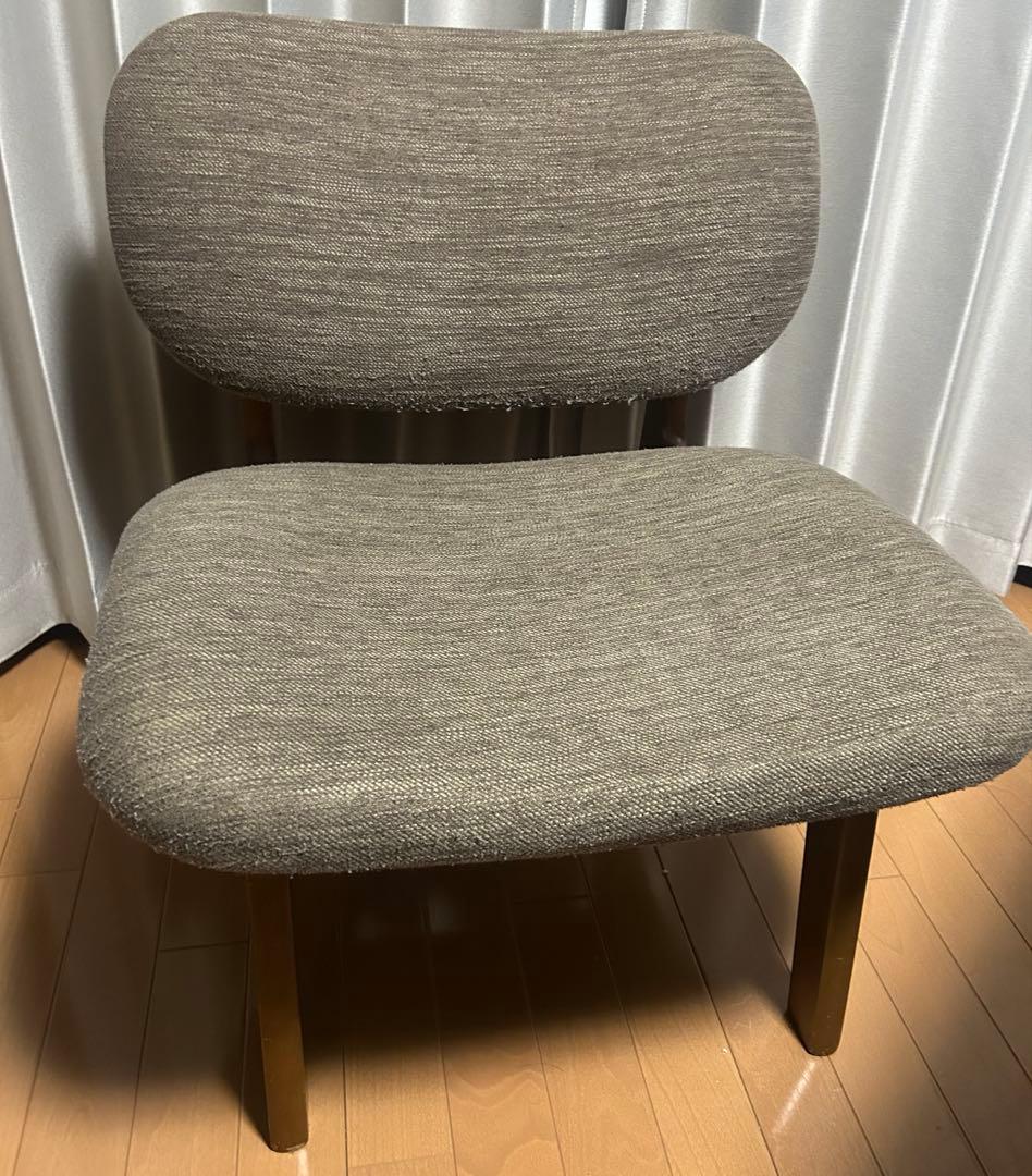 ニトリ リビングダイニング1人用チェア ミドルブラウン