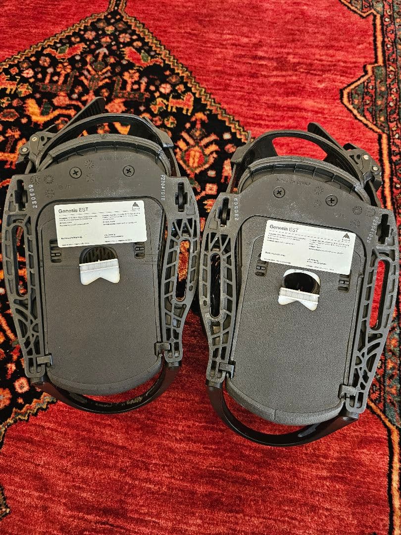 BURTON GENESIS 23ー24モデル Sサイズ