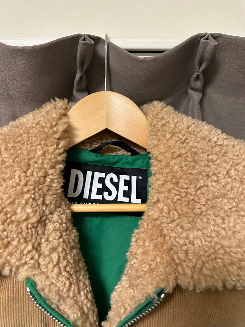 DIESEL ボア襟 ダウンジャケット グリーン パファー 最低 価格