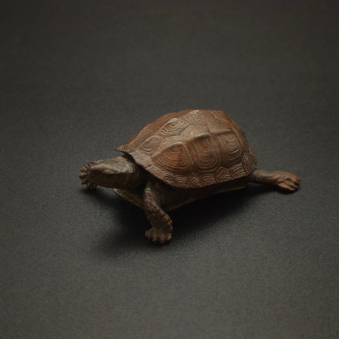 銅製置物 亀 カメ 頭尾可動 銅製 金工品 美術品 茶道具 置物 - メルカリ