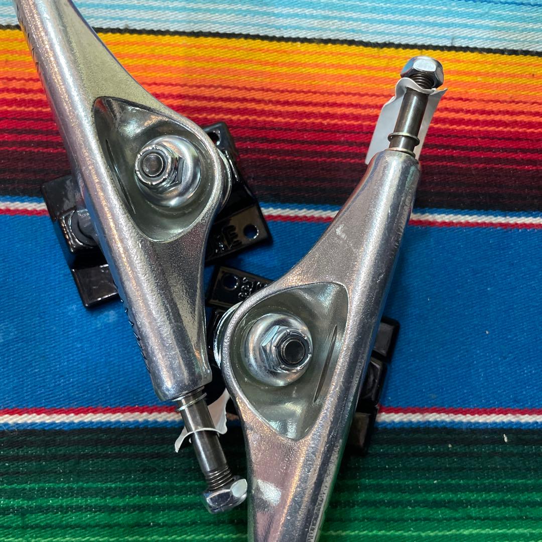 ベンチャーTRK AIKENS TM ED1 5.2H トラック