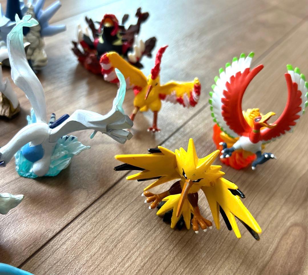 レア】【廃盤品】初期ポケモン モンコレ 伝説 11体 - メルカリ