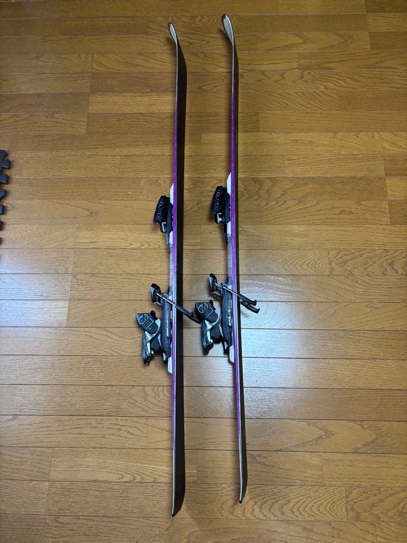 Salomon Rally スキー 白/紫 バインディング付き - スキー超 安い
