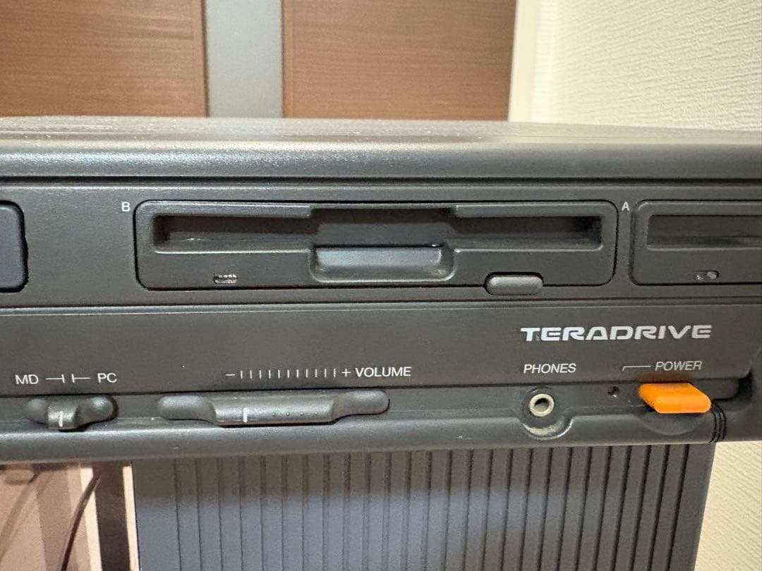 ロ*ン様 SEGA TERADRIVE（テラドライブ） MODEL-2+専用モニ - メルカリ