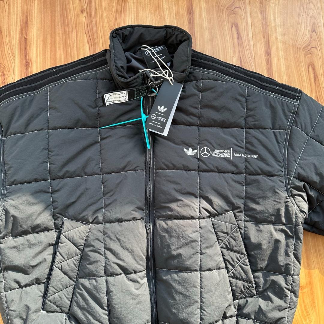 AD Originals×Bad Bunny×AMG F1 コラボジャケット - メルカリ