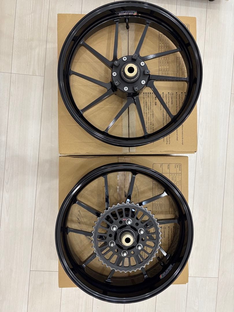 CB400SF GALE SPEED アルミニウム鍛造ホイール前後 スプロケット