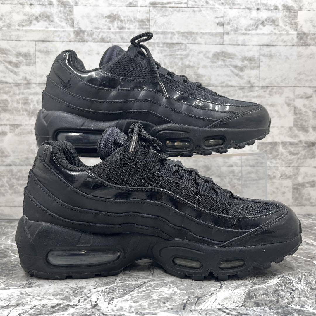 【美品】 ナイキ エアマックス95 トリプルブラック 24.5cm スニーカー