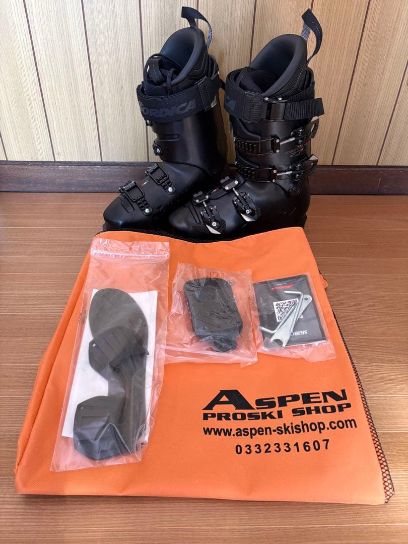 【未使用】ノルディカ ドーベルマン5RD-S 24.5cm