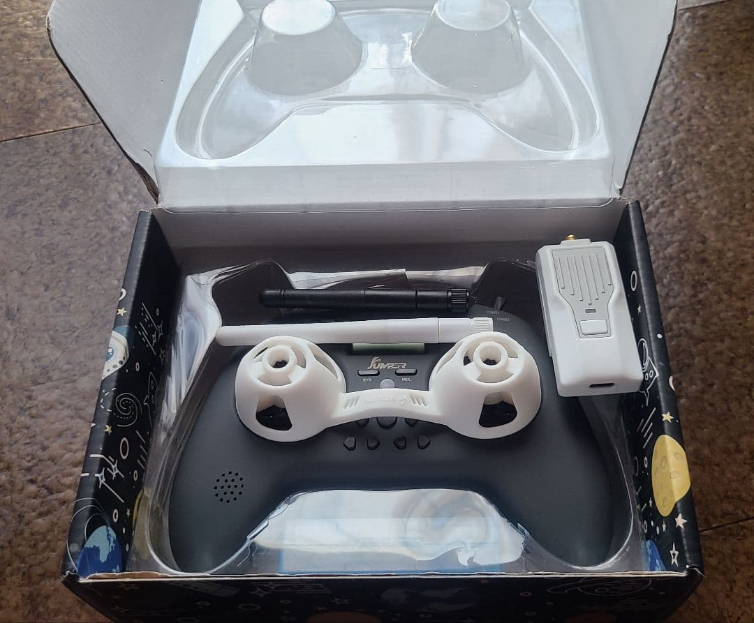 【中古】入門者向け JUMPER TLITE&ELRS2.4TX 技適あり 中古】入門者向け JUMPER TLITE&ELRS2.4TX 中古】入門者向け JUMPER