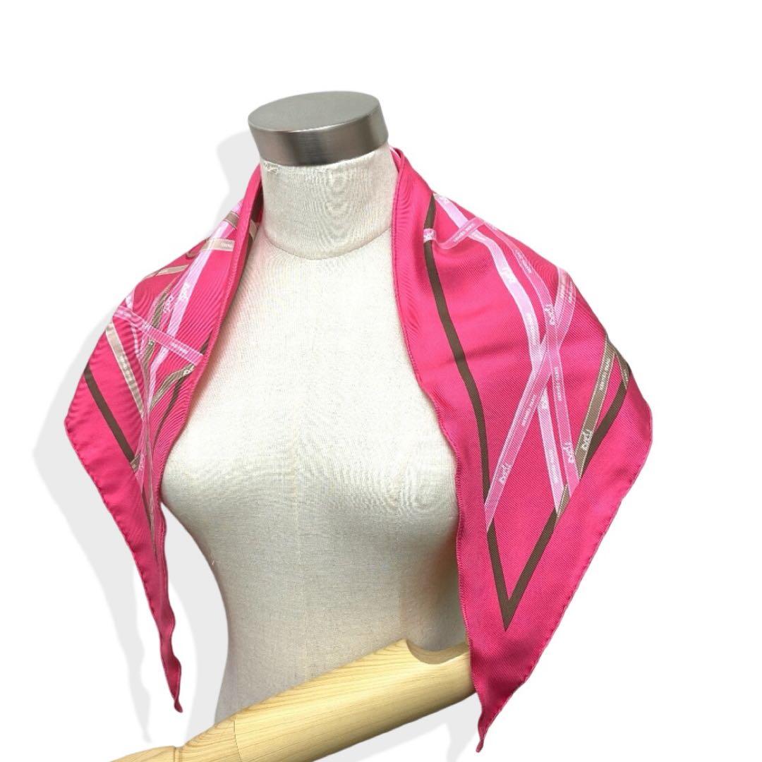 エルメス HERMES ポワントゥ 三角スカーフ スカーフ シルク ピンク