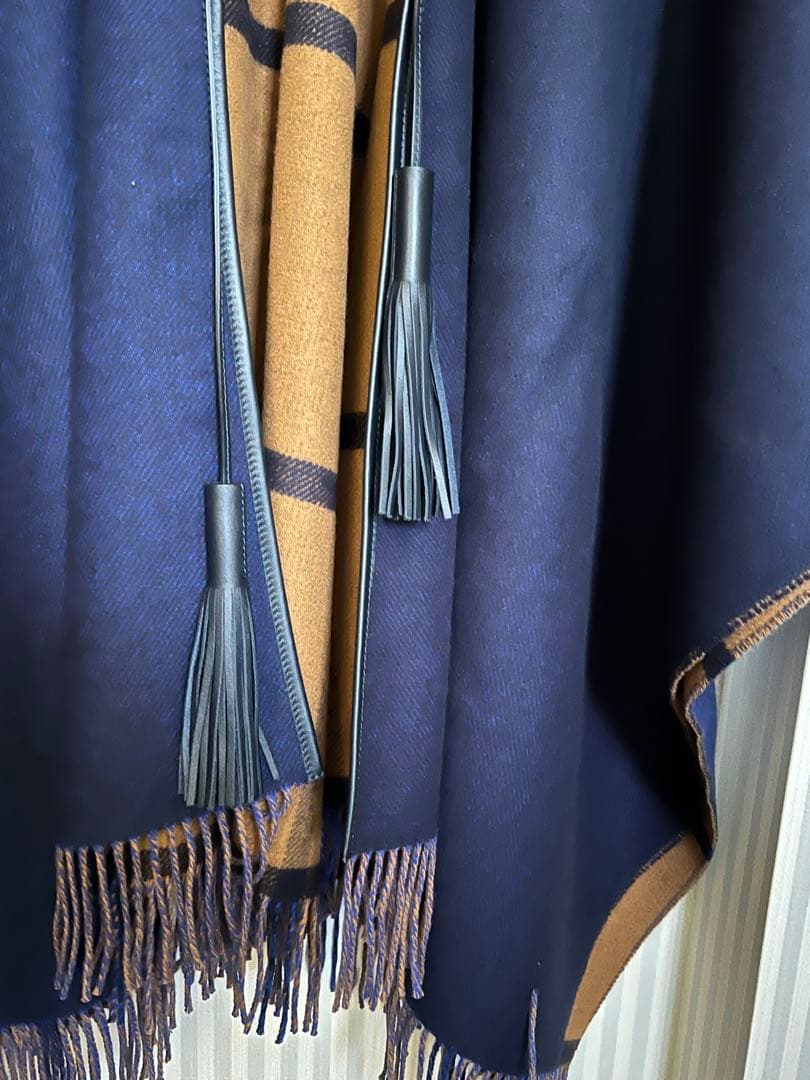 HERMES エルメス リバーシブル ポンチョ ストール コート