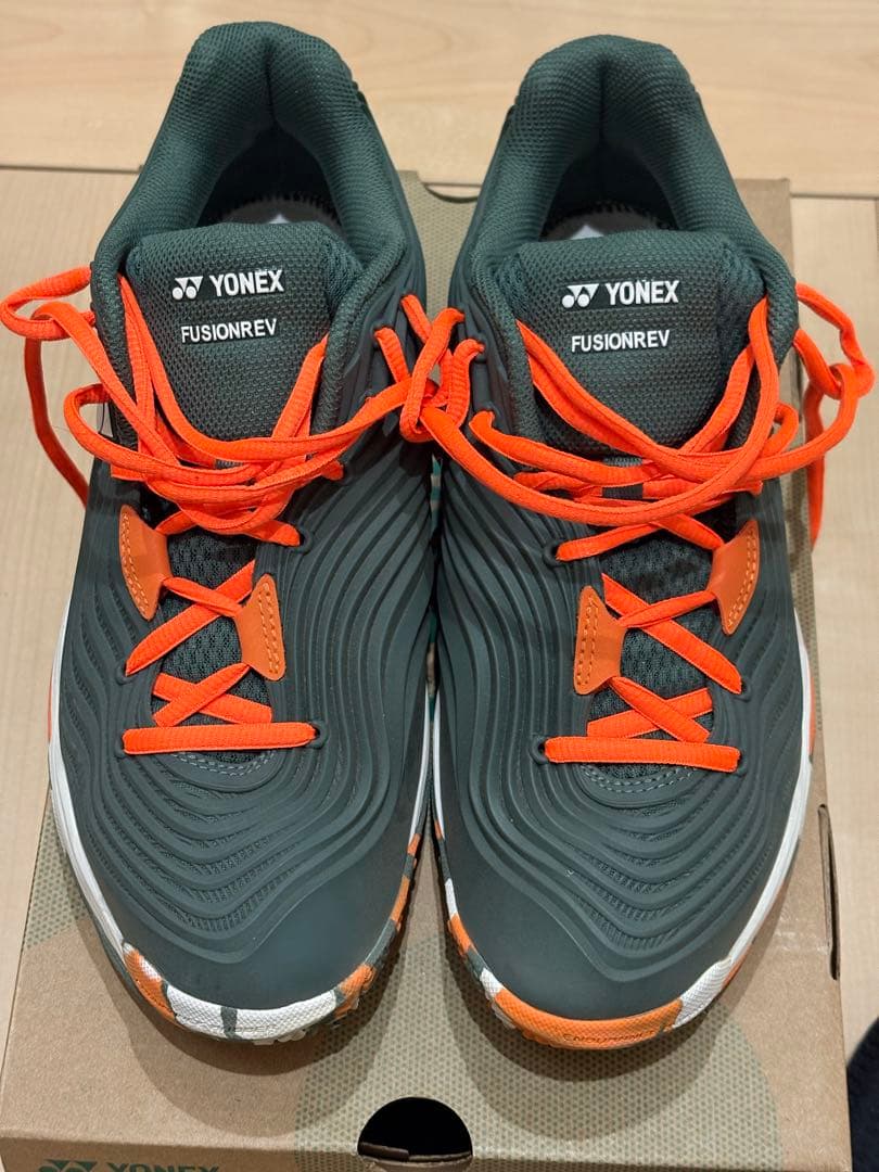 【美品・希少】ヨネックス フュージョンレブ5 メン GC オムニ用 26.0cm