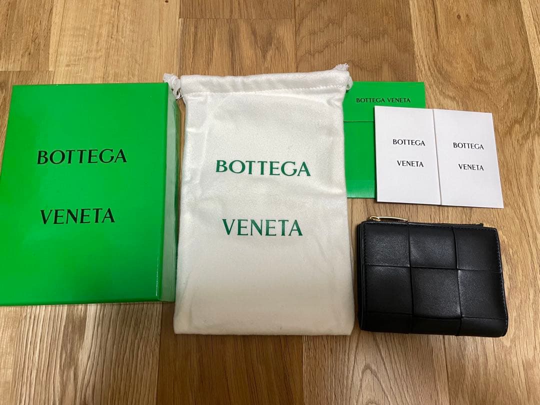 BOTTEGA ボッテガ　二つ折り財布 BOTTEGA VENETA（ボッテガ・ヴェネタ） 二つ折り財布 イントレチャート
