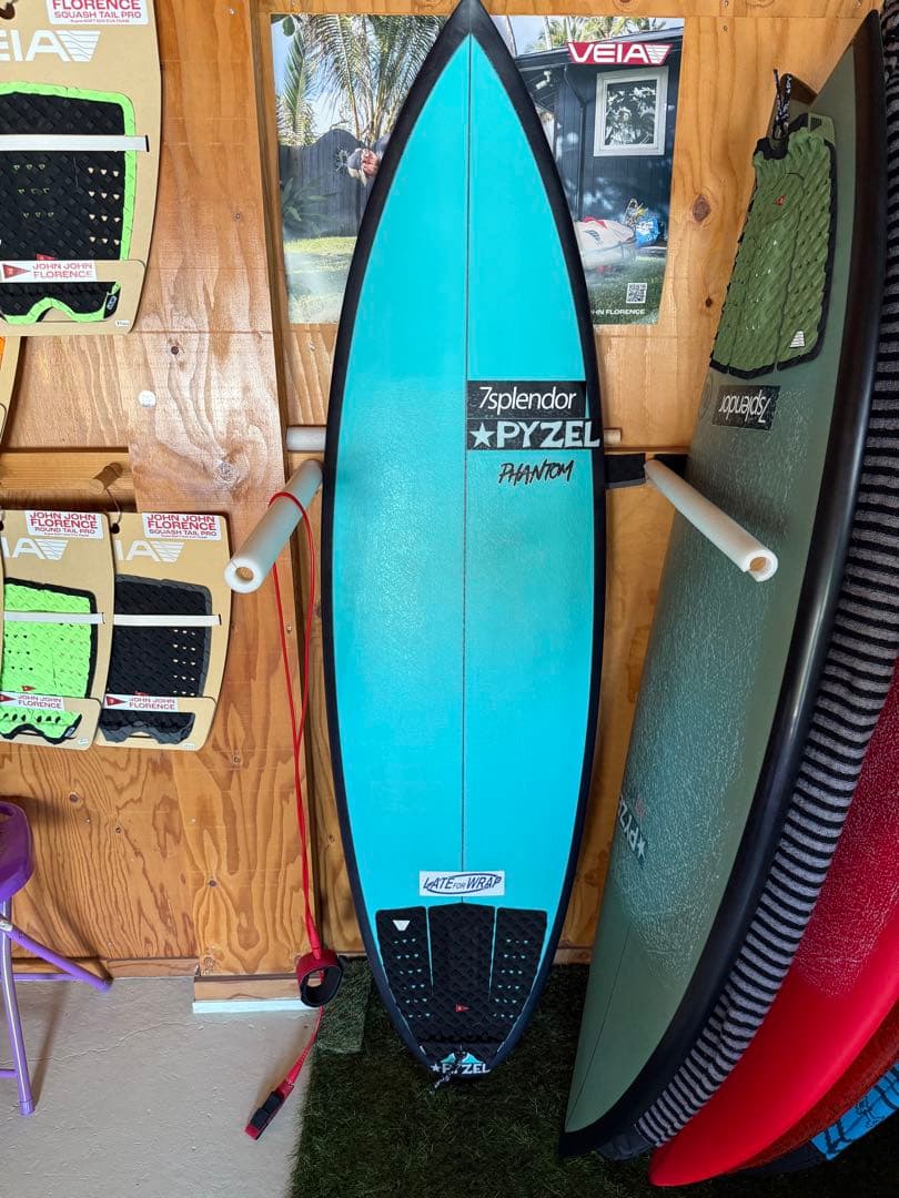 PYZEL Phantom 5'10\"ショートボード Buy the Pyzel Phantom 5ft 10in Surfboard Online Now | Boardcave USA