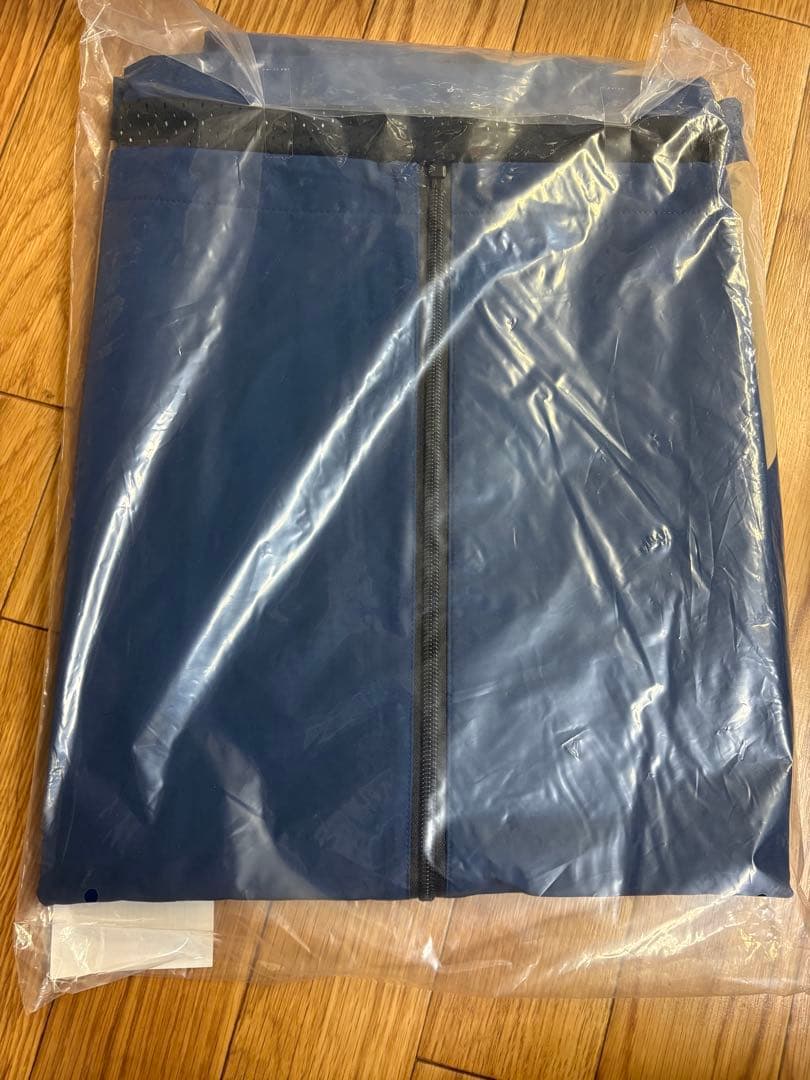 琉球ゴールデンキングス ナイロンジャケット ネイビー/ベージュ - メルカリ