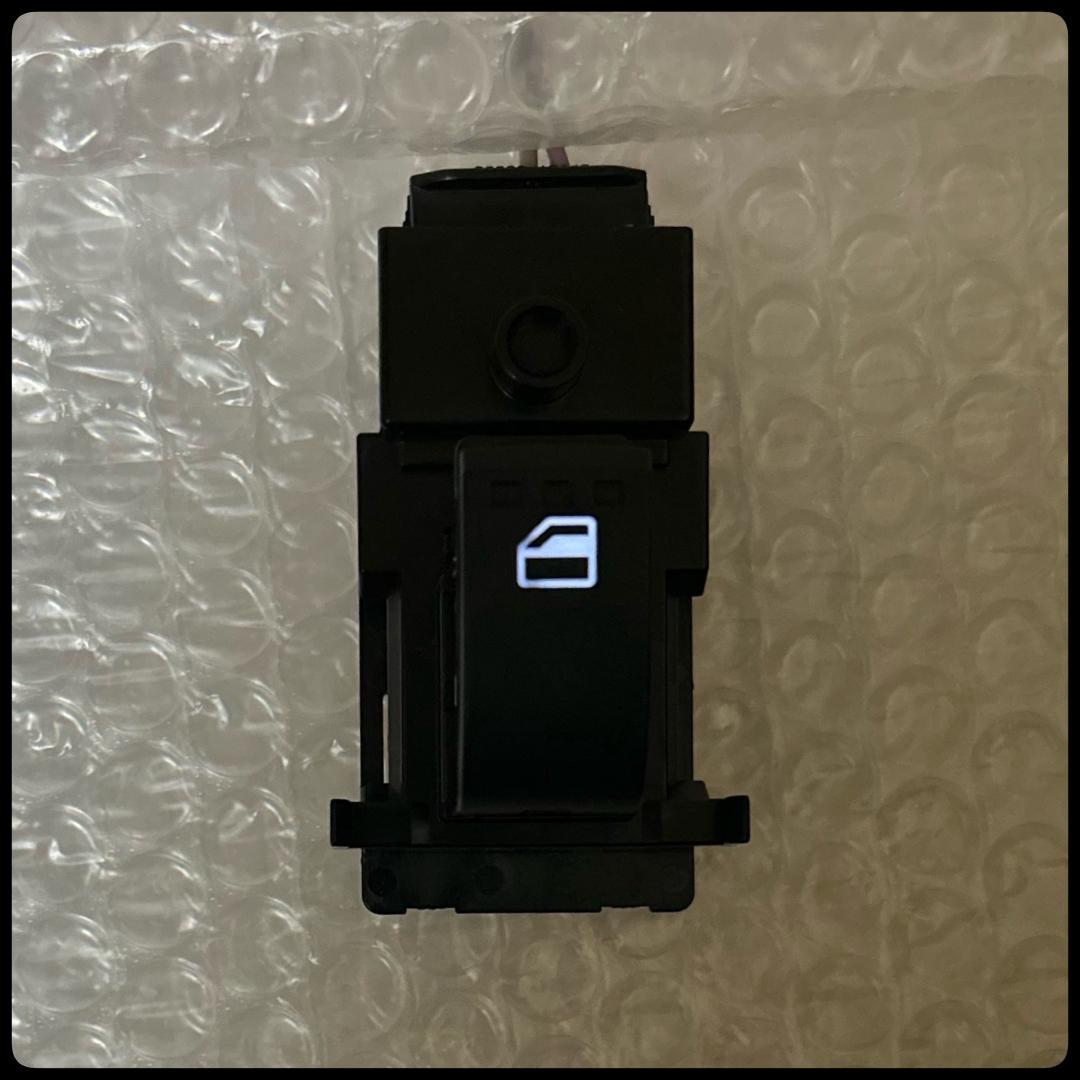 M-878 LA600タント、LA700ウェイク等 PWスイッチ（ 白 ）3点 - メルカリ