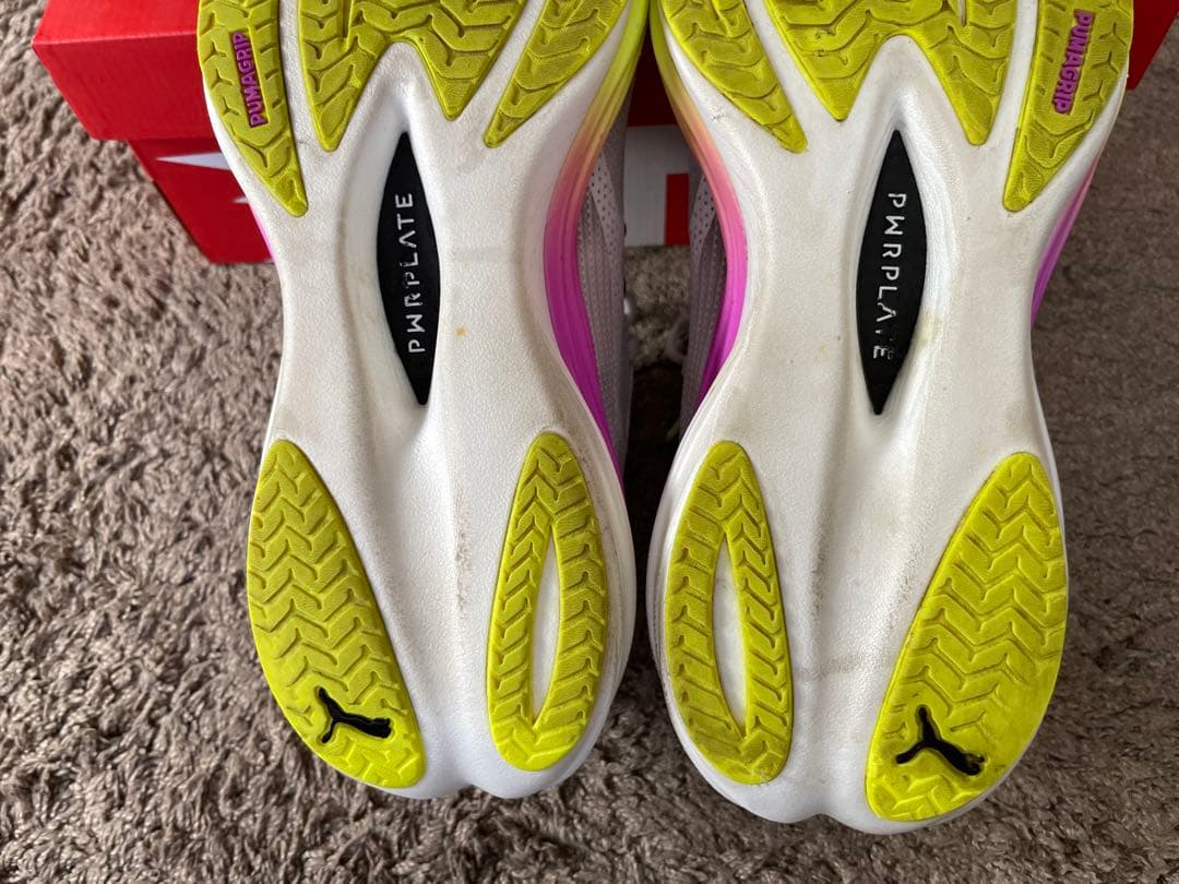 プーマ　ディヴィエイト ニトロ 3 Ekiden Glow 26.0cm