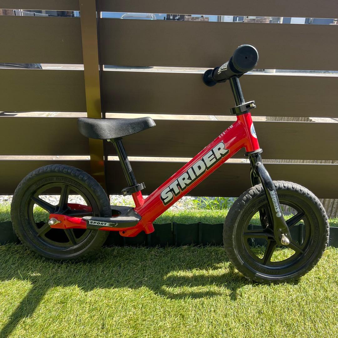 STRIDER スポーツモデル　レッド 12インチ　正規品 Amazon.co.jp: ストライダー スポーツモデル (STRIDER Sport) 12インチ