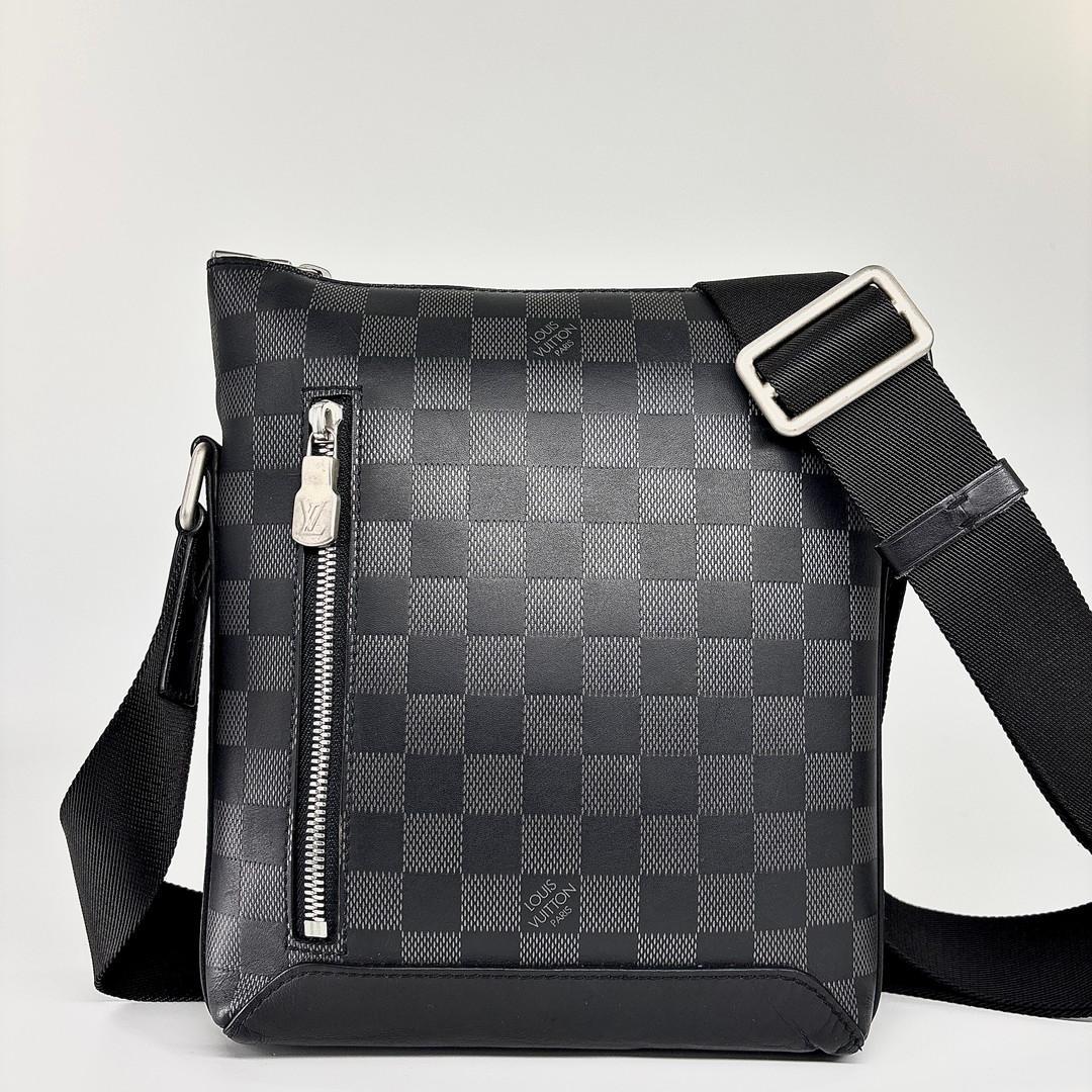 新品同様 ルイヴィトン ダミエアンフィニ ディスカバリーメッセンジャーPPM 黒 LOUIS VUITTON（ルイ・ヴィトン） ルイ ヴィトン ダミエアンフィニ