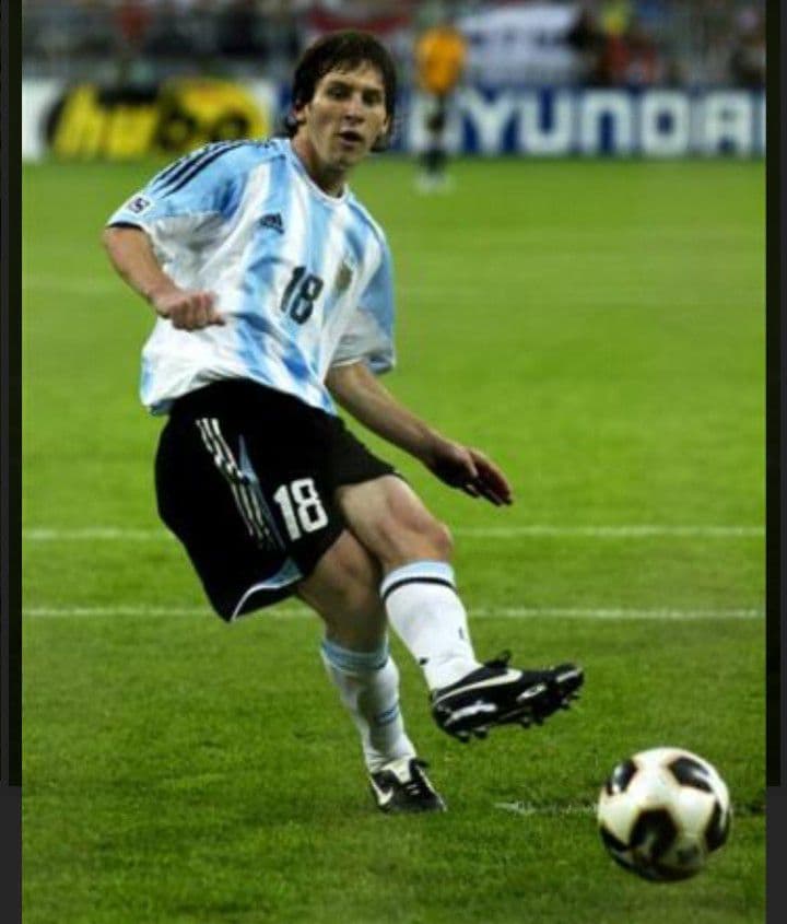 アルゼンチン代表 アウェイ メッシ 18番 ワールドユース 当時物 正規品