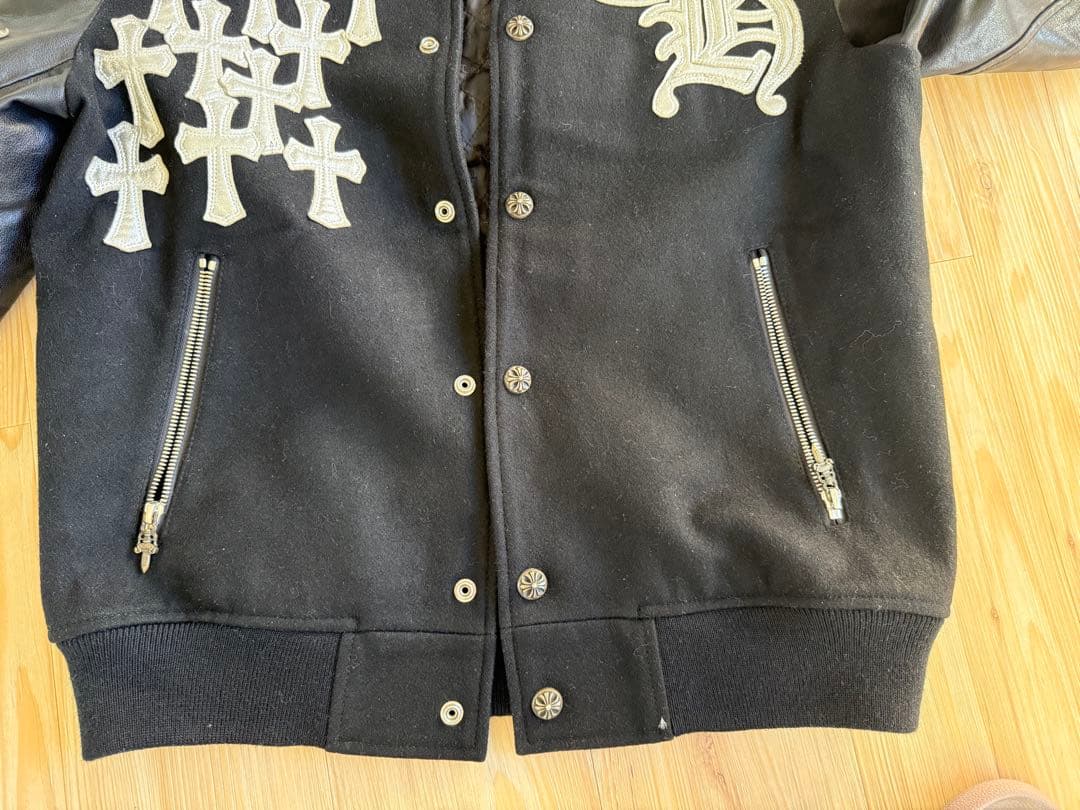 スタジャン ブラック 十字架刺繍